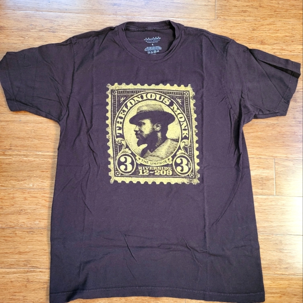 Men's ahort sleeve tee